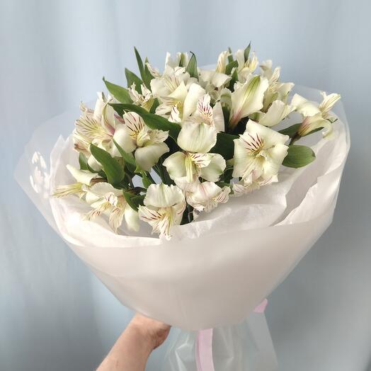 Моно из белых альстромерий (М)