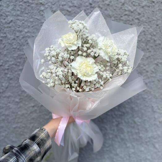 Нежный букет из стойких цветов♥️