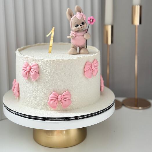 Детский торт с фигуркой