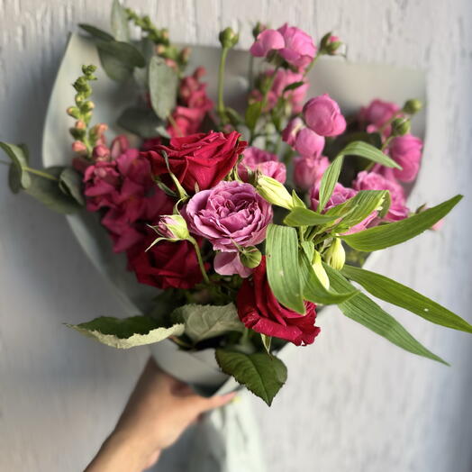 Авторский букет с розой Мисти баблз