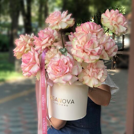 Французская роза в коробке