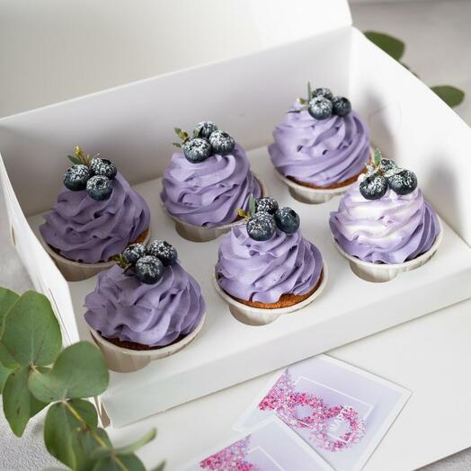 Капкейки с декором из ягод голубики (набор 6 шт.)