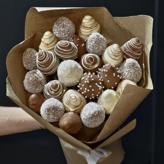 Букет из клубники в шоколаде "Шоколадная элегия"