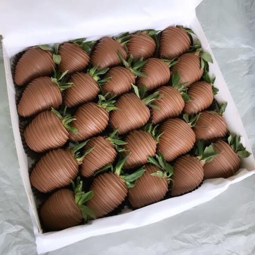 Клубника в шоколаде «Клубничная коллекция»