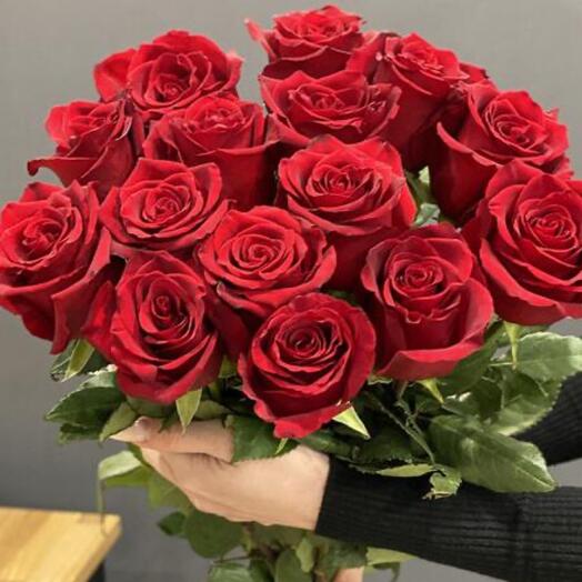 15 эквадорских роз