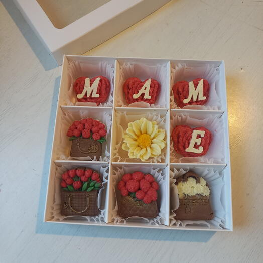 Конфеты маме