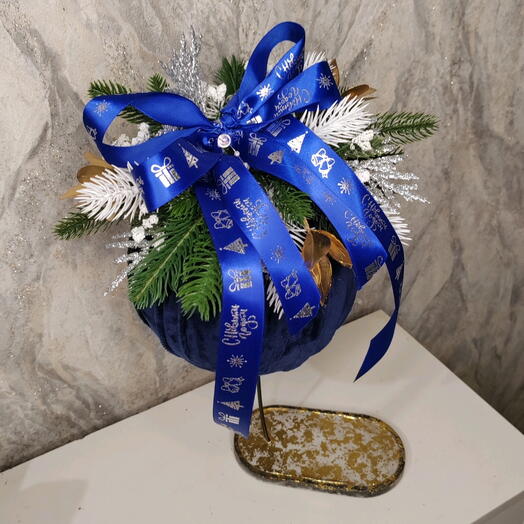 Новогодний шар на подставке 2