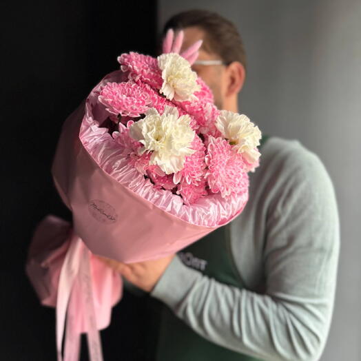 Букет комплимент розовый /хризантема кустовая/диантусы/сухоцветы/Цветы Магнитогорск/доставка Магнитогорск