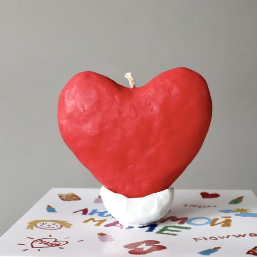 Свеча в виде сердца