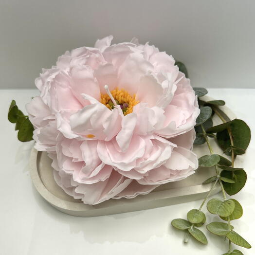 Пион свеча ручной работы из соевого воска