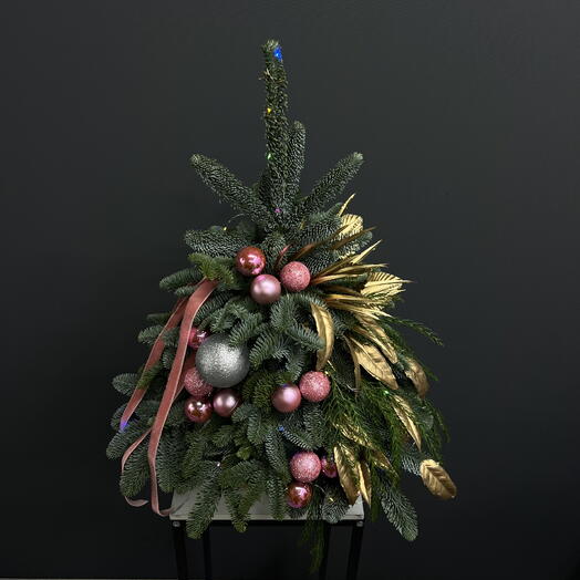 Ароматная ель «Сияние праздника» Елка с новогодними игрушками