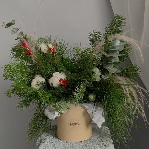 Зимняя композиция с хлопком