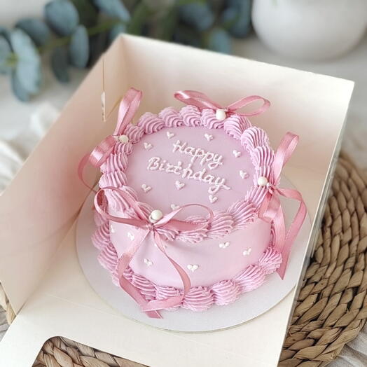 Бенто торт с рюшами и бантиками. Happy birthday