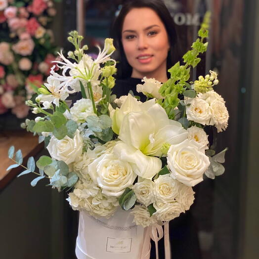 Премиальная белая цветочная коробка Pure White