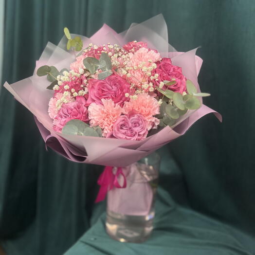 Букет «Сиреневый шёрпот» с пионовидными розами