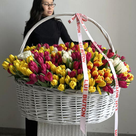 Композиция "501 тюльпан"