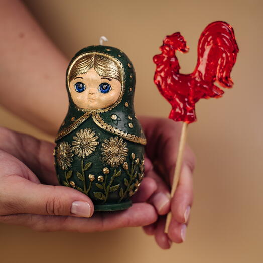 Арома свеча Матрёшка зеленая и леденец
