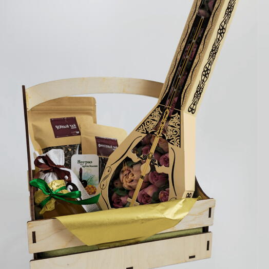 Подарочная корзина Наурыз с чаем, зефиром, медом, орешками