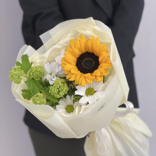 Весенний букет с подсолнухом 🌻