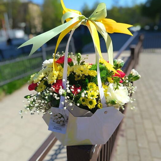 Весенняя композиция