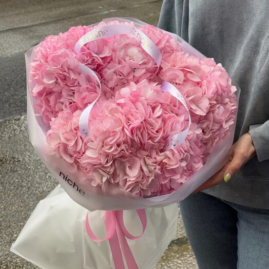Hydrangea pink mono bouquet M size