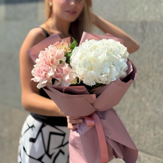 «Поцелуй пыльной розы» Гортензия, Французская Роза, Аллстромерия 🌸💕💞