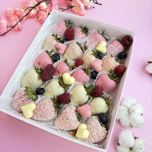 «Экзотический рай ,,Клубника в шоколаде 20 шт со свежими ягодами🍓🫐🍫🥥»