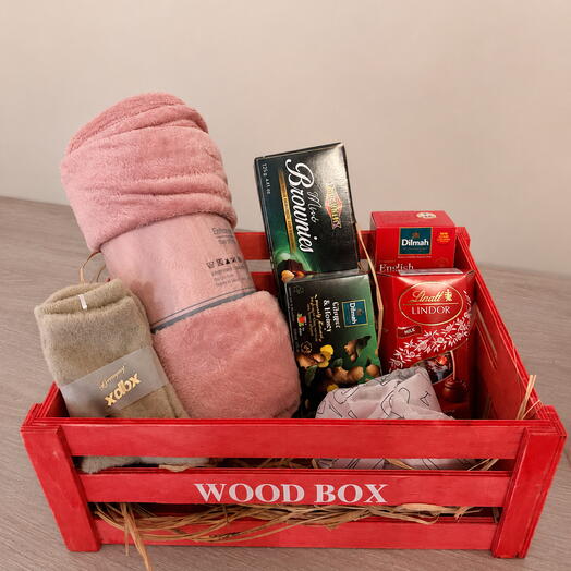 Cozy Gift Box