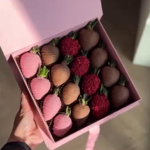 Клубника в шоколаде Ruby 16 ягод