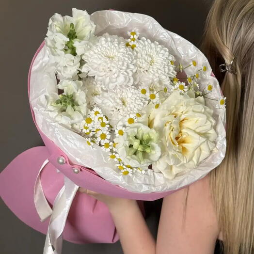 Букет ромашки с сезонными цветами для любимой 🌸
