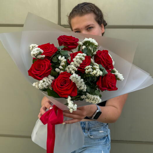 ХИТ‼️ Красные розы со статицей дофаминовый букет+ сладкий подарок 🎁