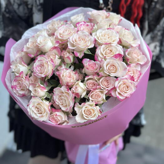 Букет из кустовых роз 🌸