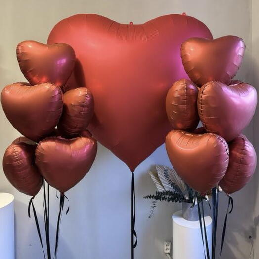 Сет 10 фольгированных сердец и огромное сердце