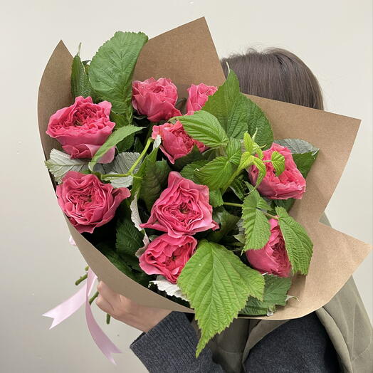 Розы с малиной 💕
