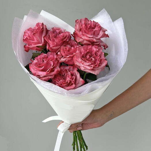 Букет из пионовидных роз 💐