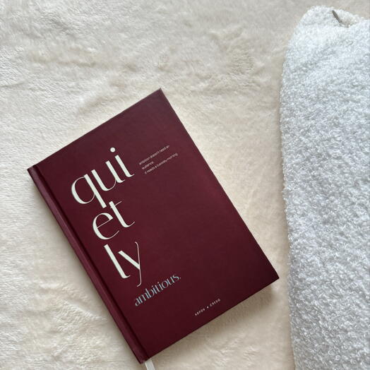 Ежедневник «Quietly ambitious», бордовый