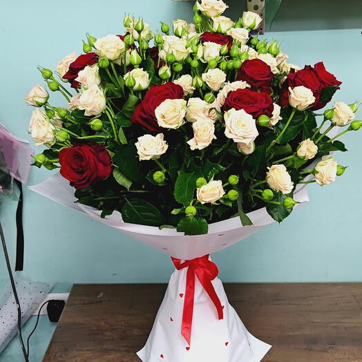 Rose Cream Red