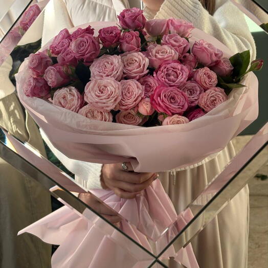 🔥🌹Хит🌹🔥Букет из 15 кустовых пионовидных роз Леди Бомбастик