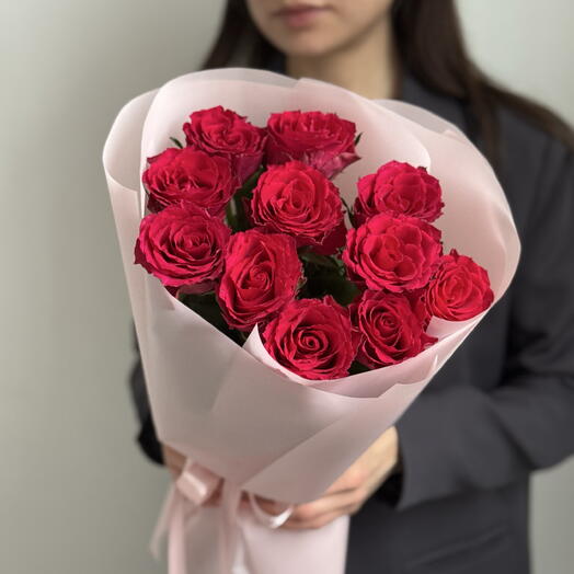 Bouquet of 11 fragrant raspberry roses, bouquet 00095