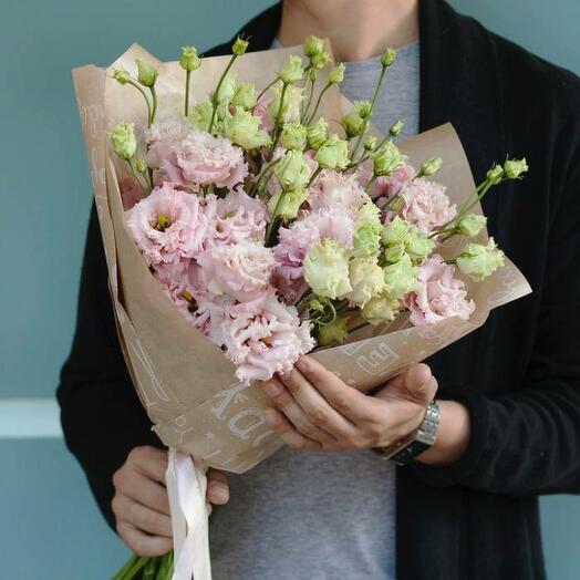 Ramo de eustoma en artesanía