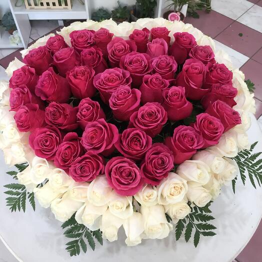 A heart of roses for a declaration of love
