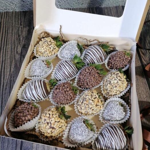 Бокс из клубники в шоколаде "К посиделкам" 🥂🍓