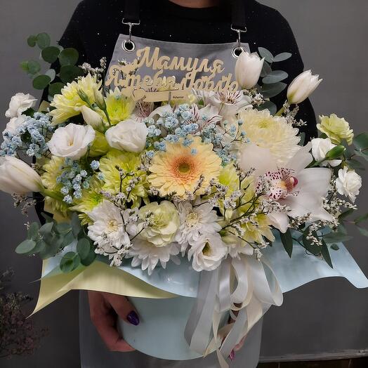 Цветы "Мамуля, я тебя люблю"