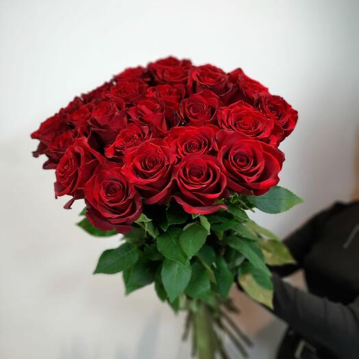 Букет премиальных роз Эксплорер 70 см (25 шт)