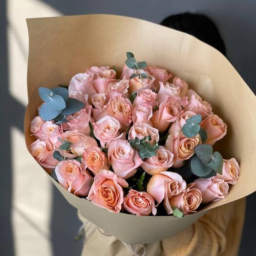 Розовые розы 39 шт