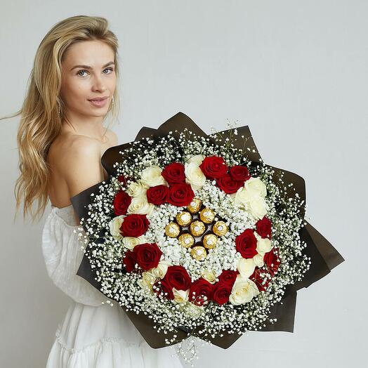 Микс цветов с конфетами ferrero - 61 шт