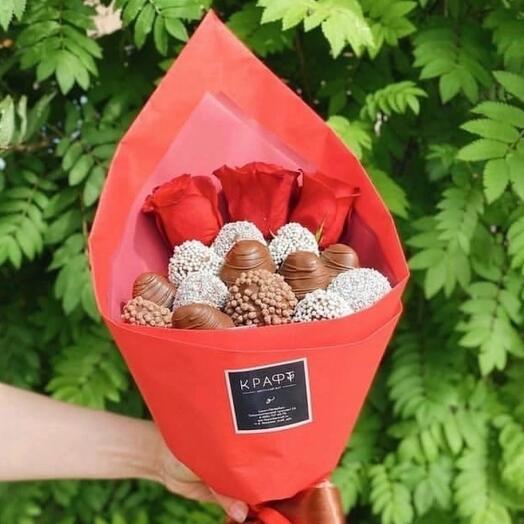 Kraft xs rosas y fresas cubiertas de chocolate
