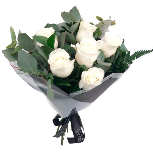 Ramo de 6 rosas blancas premium