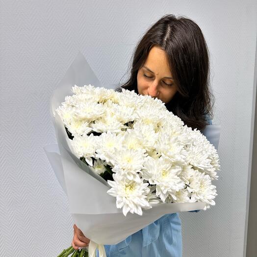 Букет «Белоснежный триумф»: огромная охапка из 15 кустовых хризантем, 2398