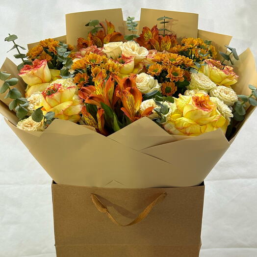 Classic Yellow brown shades bouquet